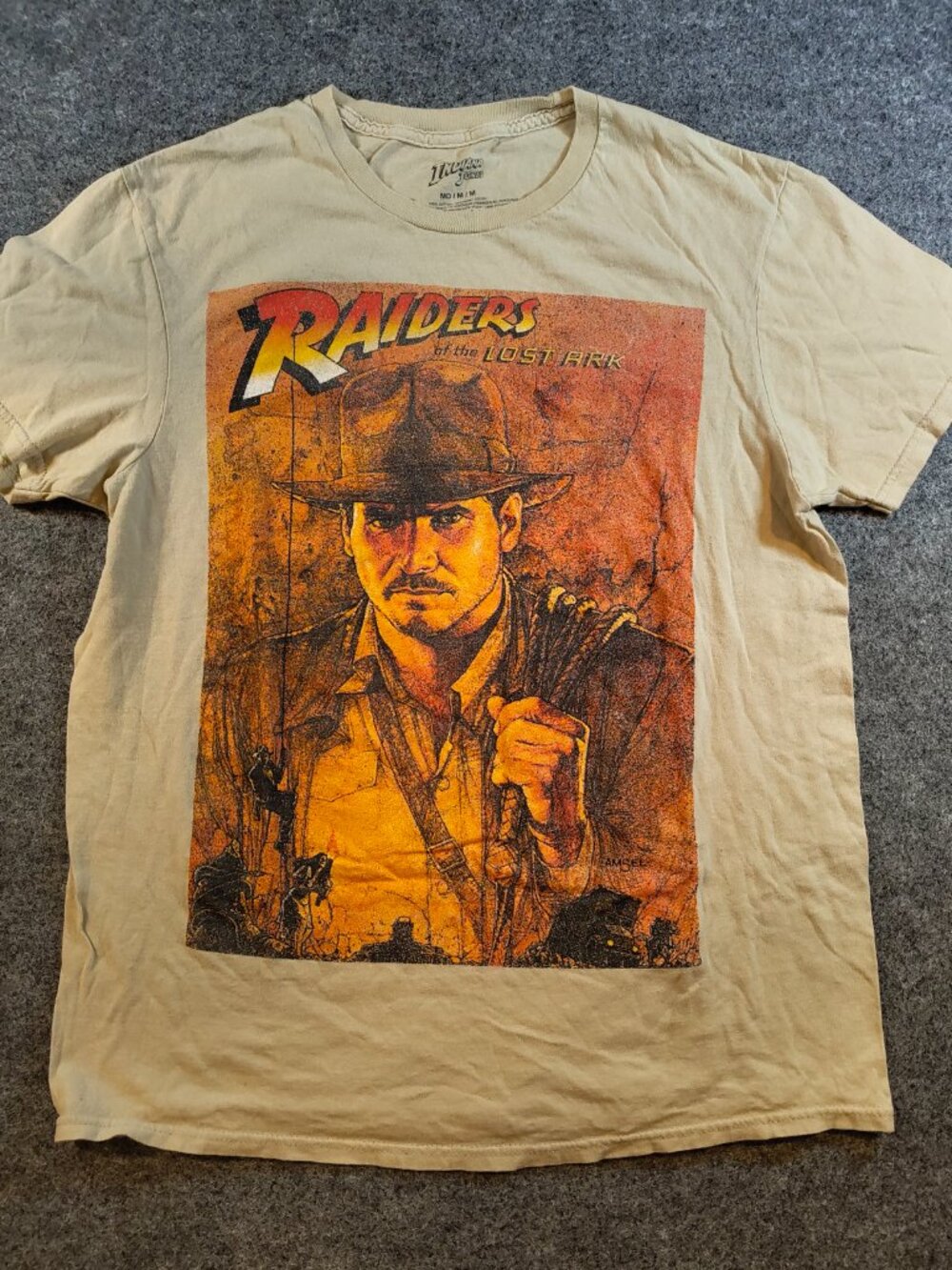 Indiana Jones Raiders of the Lost Ark Beige Graphic Tee Men’s Medium